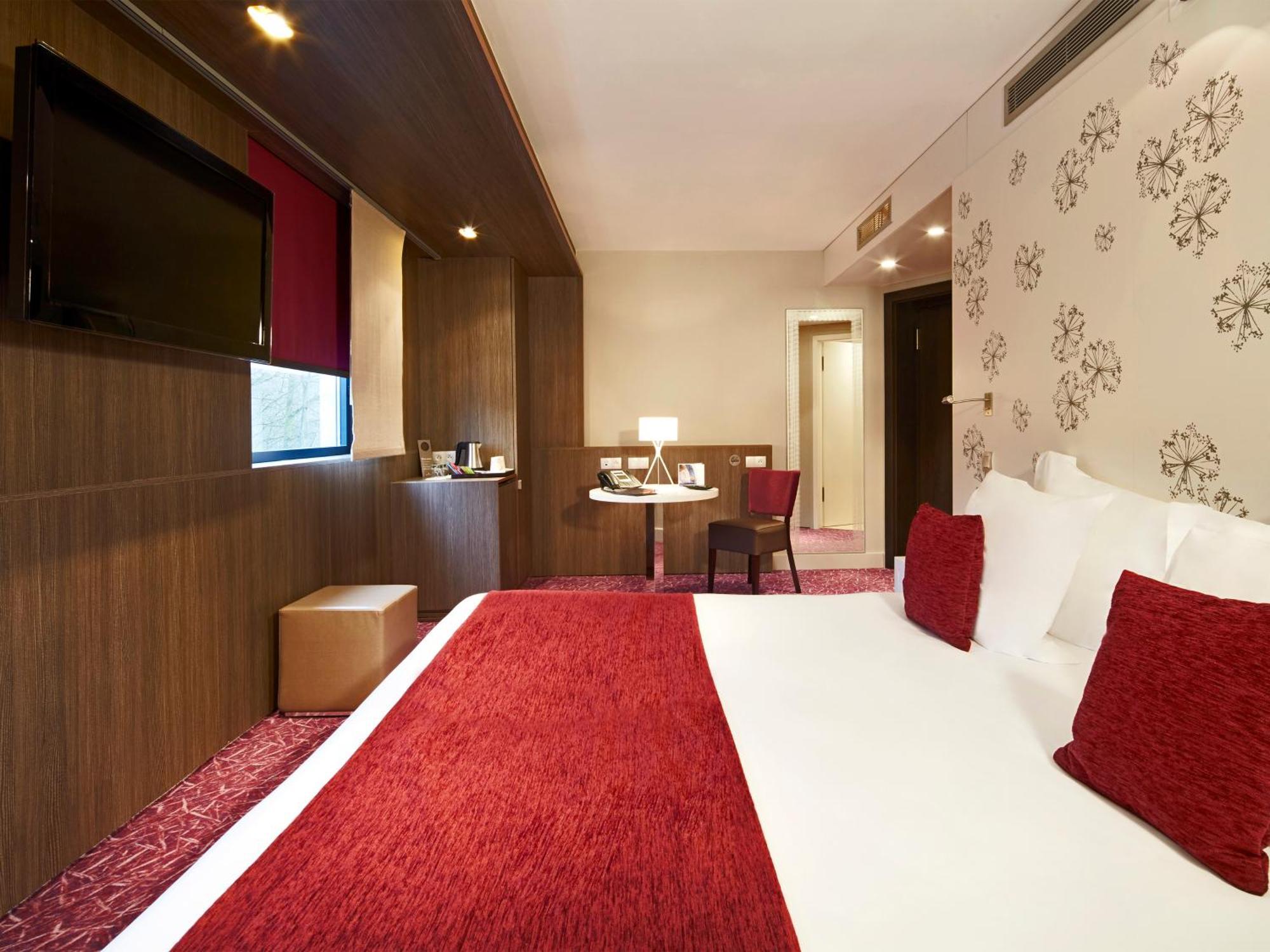 Golden Tulip Amneville - Hotel Spa & Casino Exterior photo